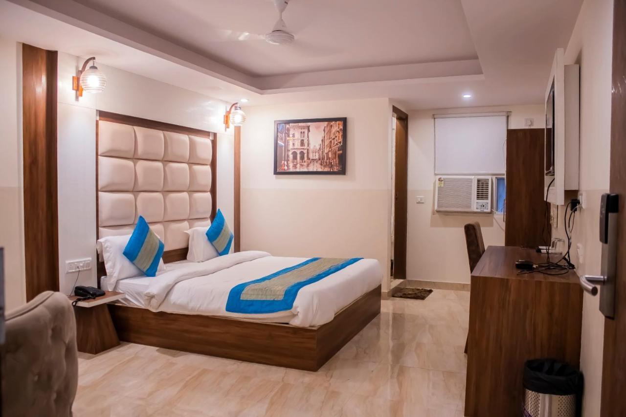 Hotel Airport City Delhi International Airport New Delhi Exterior photo