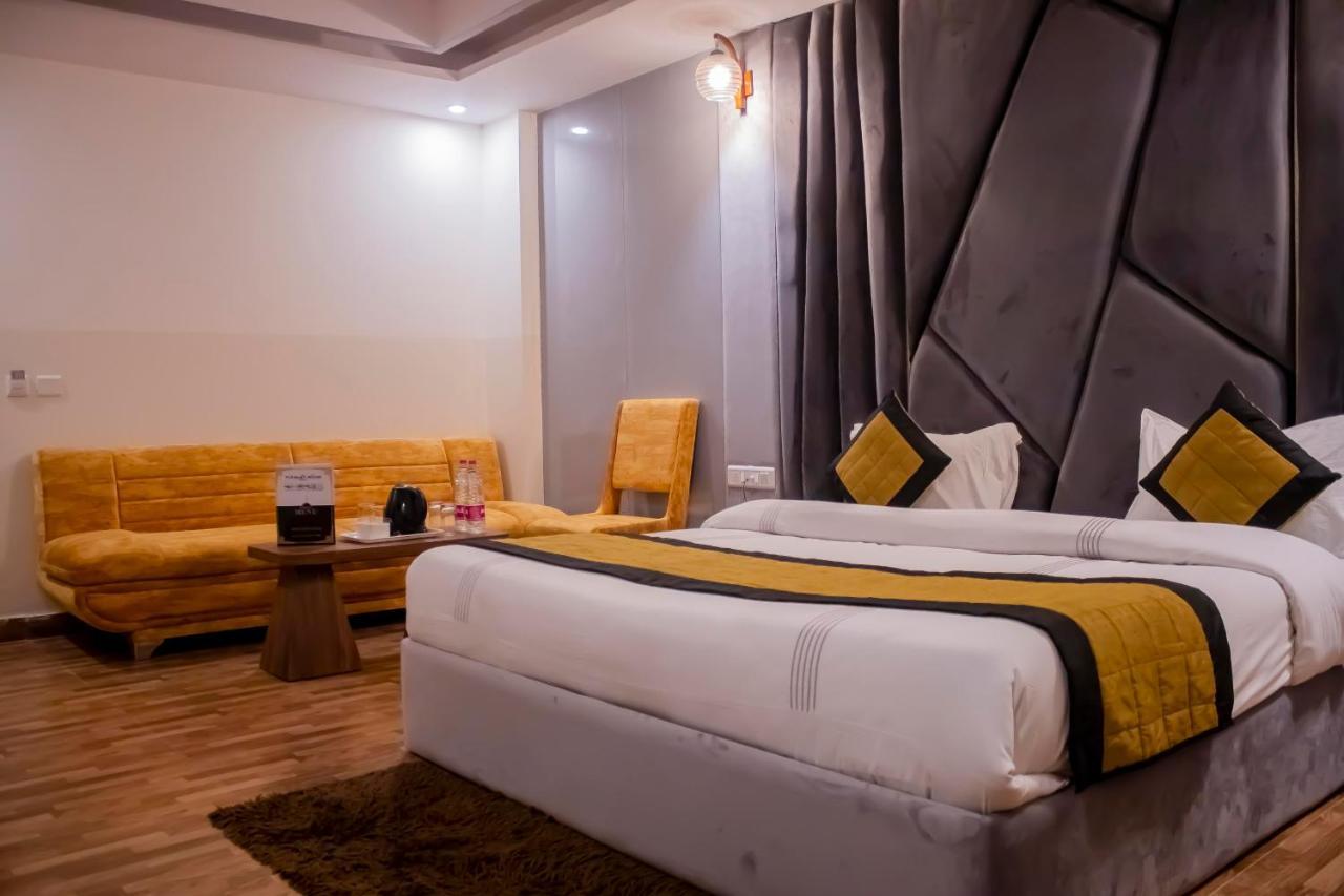 Hotel Airport City Delhi International Airport New Delhi Exterior photo